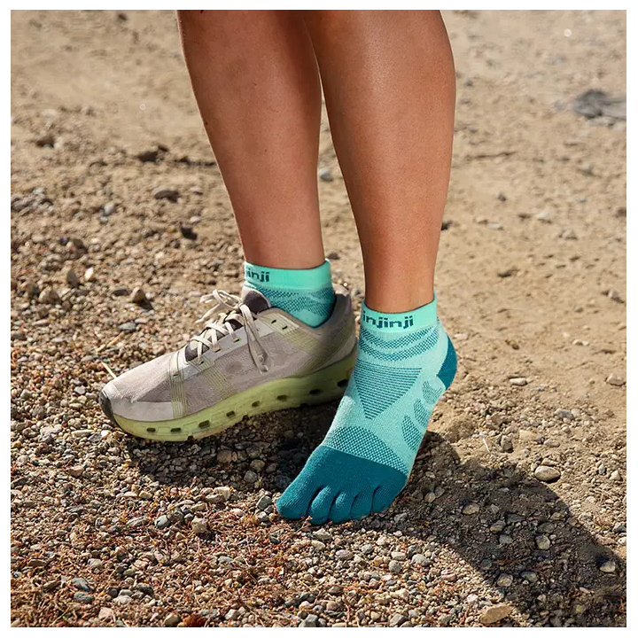 Injinji Ultra Run Mini-Crew Pacific Blue - calcetines - nonstop minimalistrunners